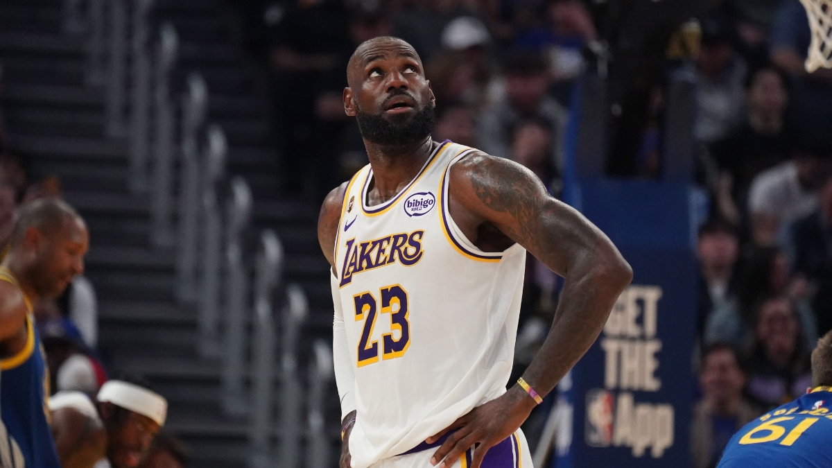 Los Angeles Lakers forward LeBron James waits for play to resume against the Golden State Warriors in the second quarter at Chase Center.