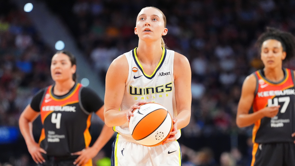 Dallas Wings guard Paige Bueckers shoots a free throw during a game against the Connecticut Sun