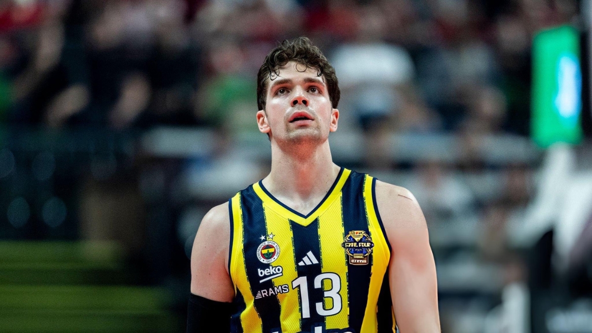 Tarik Biberovic wearing Fenerbahce Beko jersey number 13 at EuroLeague Final Four