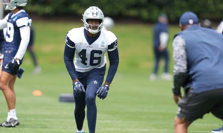 Dallas Cowboys tight end Michael Trigg comes out of his stance during a drill at rookie minicamp.
