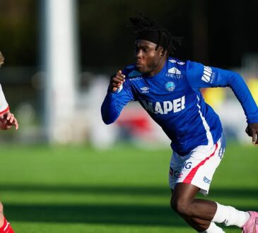 Kongsvinger winger Daniel Job pushes past a defender during an OBOS-ligaen match.