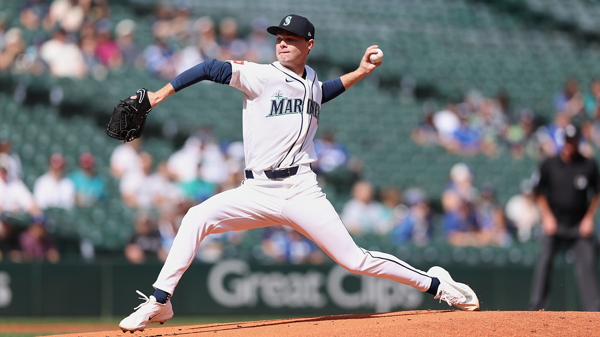 Seattle Mariners starting pitcher Kade Anderson strides toward the plate and cocks his arm to throw.